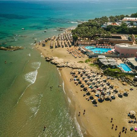 Manos Beachside Apartments Агия-Марина Экстерьер фото